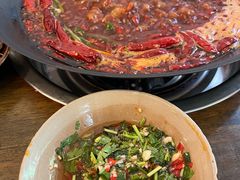-黄潇洒老火锅(九眼桥宏济巷店)