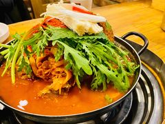 土豆排骨火锅-喇喇排骨火锅·传统韩式脊骨汤(望京西园总店)