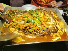 -鸣记脆皮烤鱼·海鲜烤鱼(亿合城店)