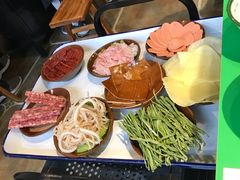 -周幺妹重庆老火锅(银泰城总店)