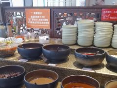 -佬土鹅肠火锅(解放路店)