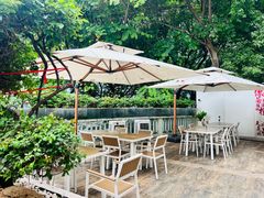 -Mark&Mars Restaurant