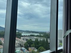 -湖影中餐厅·南京金茂威斯汀大酒店