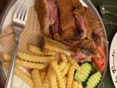 -澳门木偶葡国餐厅(珠海店)