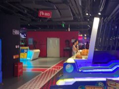 -VS SPORTS PARK运动玩乐园·团建·生日会(合生汇店)