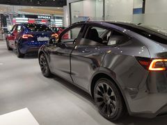 -TESLA 特斯拉(北京颐堤港体验店)