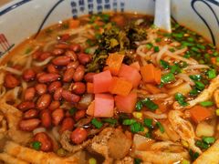 -陇上秦轩西安biangbiang面(朝龙汇店)