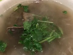 -锅贴王小吃(南大街店)
