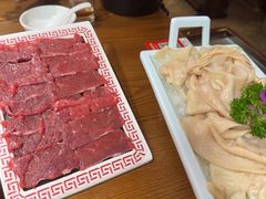-佬土鹅肠火锅(解放路店)