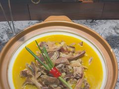 -头上红煨盐鸡乡村食府