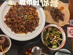 -八一好吃街·高品美食广场