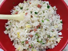 -江城燕子大排档(江汉路步行街店)