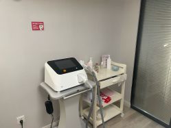 -咪咪专业脱毛连锁机构