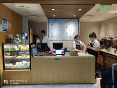 -肯德基(虹桥机场T2北指廊精选外卖点店)