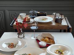 -弦月窗LUNETTE BY AMANDA(复兴路店)