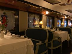 -火车头法国西餐厅