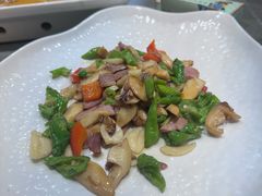 -桥边小楼·手工云南菜·古城观景小楼