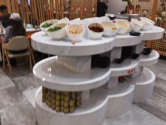 自助调料区-屋头串串(新街里店)