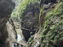 -龙水峡地缝景区