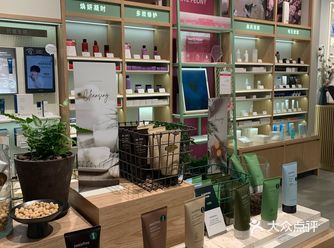 Innisfree正佳店升级回归啦！