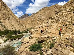-天山神秘大峡谷