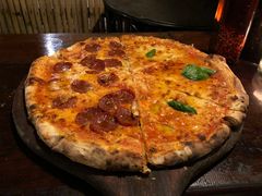-Trattoria Altrove