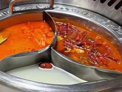 -钢管厂五区小郡肝串串香火锅(人民广场店)