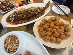 -聚首堂·特色小吃·肘子(什刹海德胜门店)