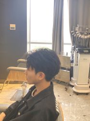 -藤野造型烫发染发