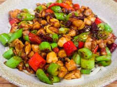 -醉牛腩·面小馆