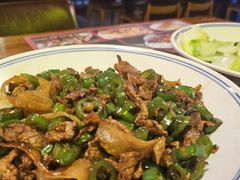 小炒黑猪肉-湘里乡亲甲王二老店