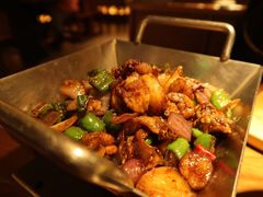 石锅牛蛙-弄堂里·寻味杭州(湖滨银泰in77C区店)