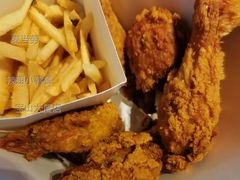 辣翅小薯餐-麦当劳(宝山大厦店)