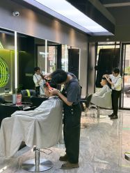 -不迫先生专业男士剪发