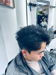 -藤野造型烫染·漂发