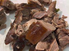-滑二狗肉美食坊(国龙店)