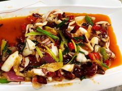 炒鱿鱼-四川小胡子海鲜(丁村万人海鲜广场店)