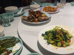 -嗨辣小聚·盘锦河蟹·海鲜烧烤龙虾(盘锦十年好店)