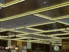 -大中华希尔顿酒店-念自助餐·嗨啤·小龙虾