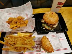 -The Habit Burger Grill 哈比特汉堡(爱琴海店)