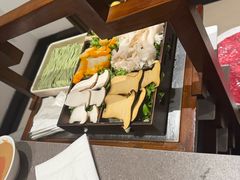 -皇城老妈·大连海鲜火锅(港湾店)