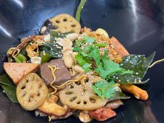 -醉人椒麻辣香锅(上地华联店)