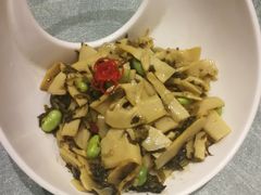 -老铺人家酒店(紫荆名流店)