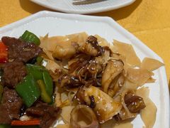 -鹏城人家海鲜酒家·23年老字号(较场尾店)