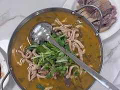 -余杨鸭鸭餐厅