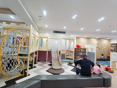 -酷游亲子游泳中心