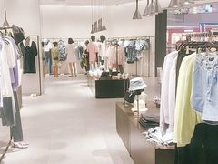 -URBAN REVIVO(七宝领展广场店)