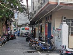 门面-陈氏老字号十三小炸炸店