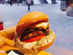 -The Habit Burger Grill 哈比特汉堡(复兴soho店)