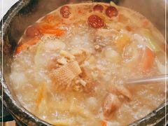 -鲁朗纳麦石锅鸡庄园